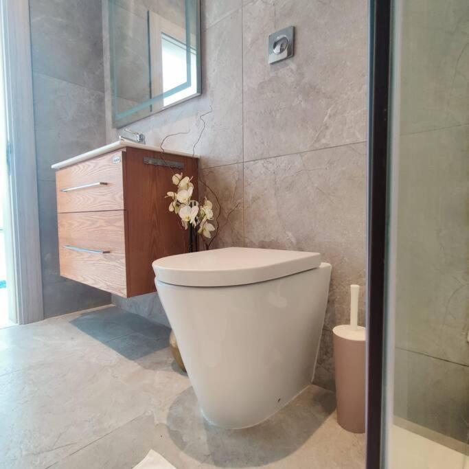 Cozy Penthouse In Central Malta Appartement Balzan Buitenkant foto
